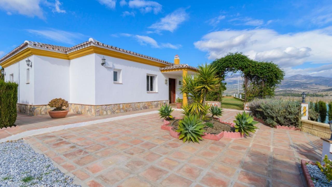 Вилла Casa Rocio Y Paloma Vinuela By Ruralidays Экстерьер фото