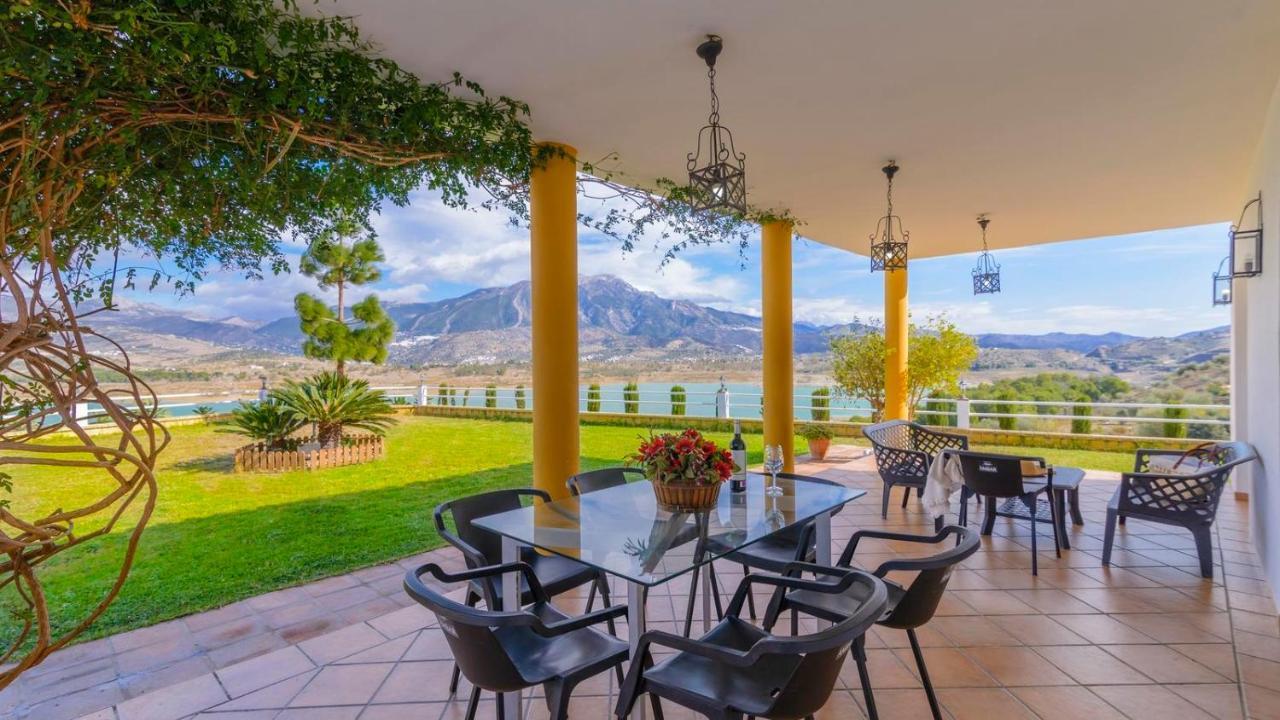 Вилла Casa Rocio Y Paloma Vinuela By Ruralidays Экстерьер фото