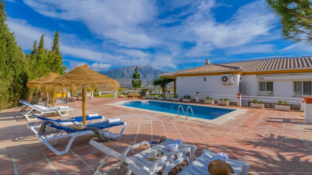 Вилла Casa Rocio Y Paloma Vinuela By Ruralidays Экстерьер фото