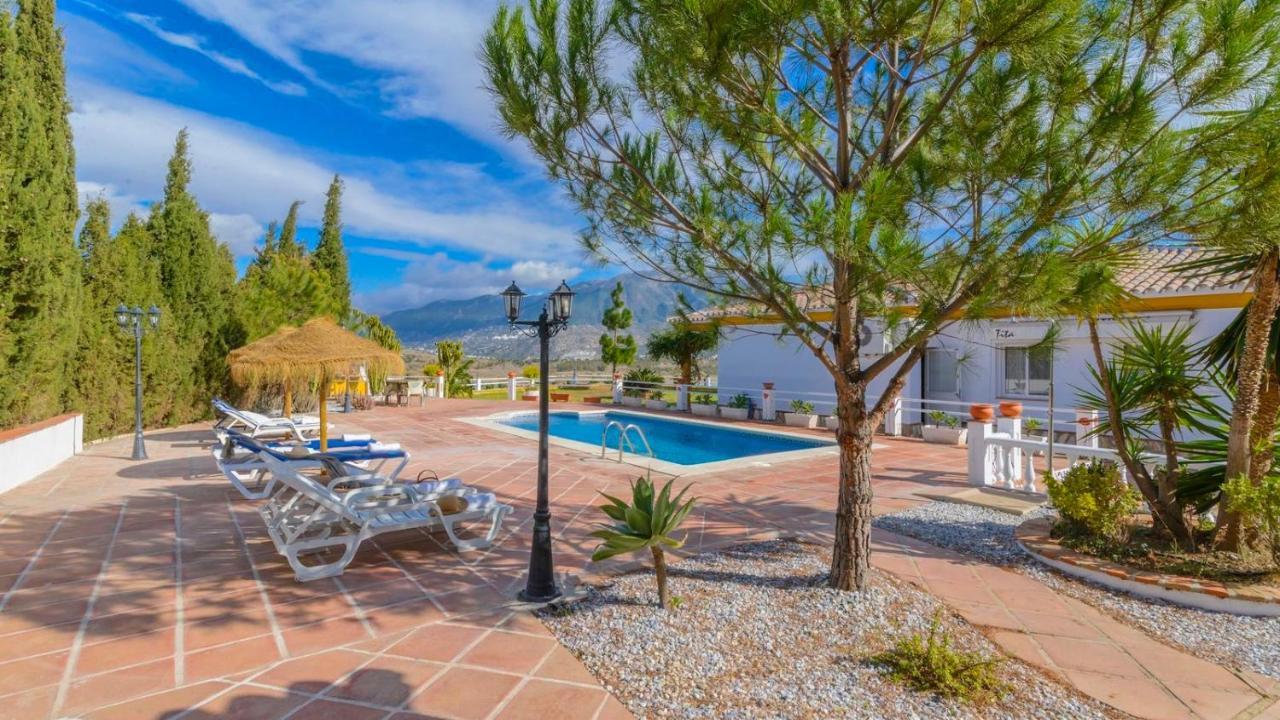 Вилла Casa Rocio Y Paloma Vinuela By Ruralidays Экстерьер фото